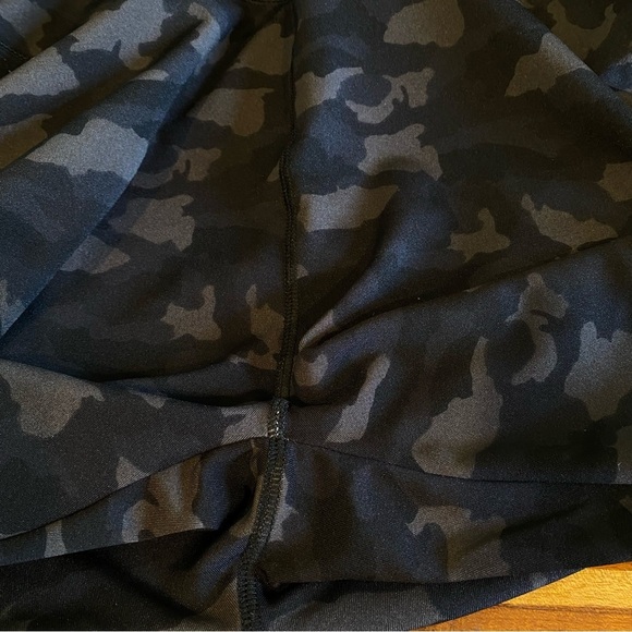 MARISSA OLIVIA Women's size XL Black Gray Camouflage Leggings Elastic Waistband - Picture 6 of 9